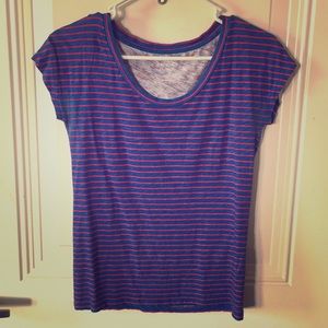 Scoop neck tee